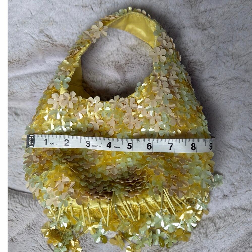 Beaded bag - Picture 2 of 7
